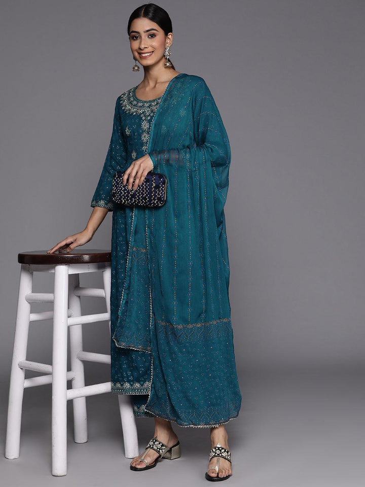 Teal Yoke Design Rayon Suit Set With Trousers