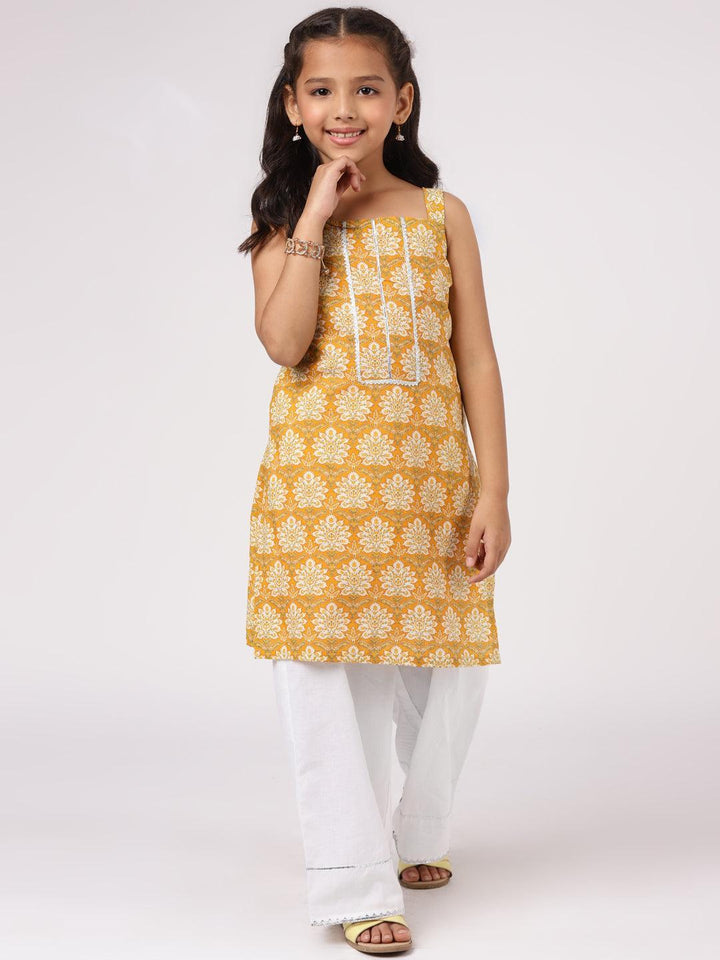 Kids Yellow Printed Cotton Straight Kurta Set