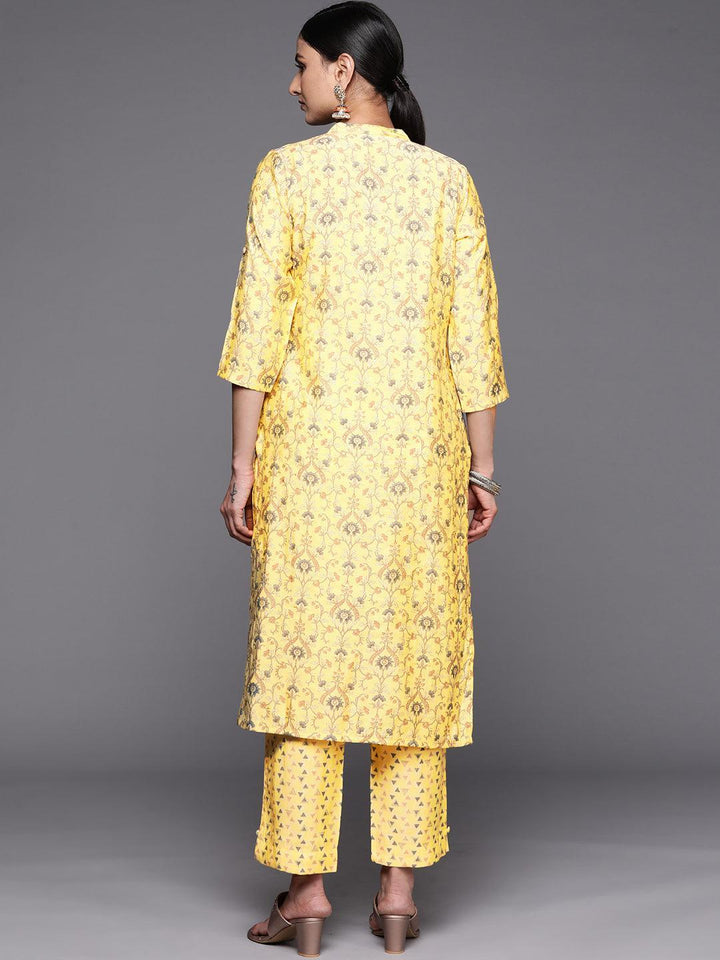 Yellow Printed Silk Blend Straight Kurta Set With Trousers