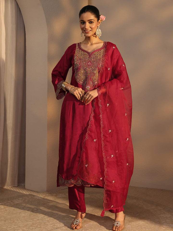 Red Ethnic Embroidered Silk Blend Straight Suits Set With Dupatta