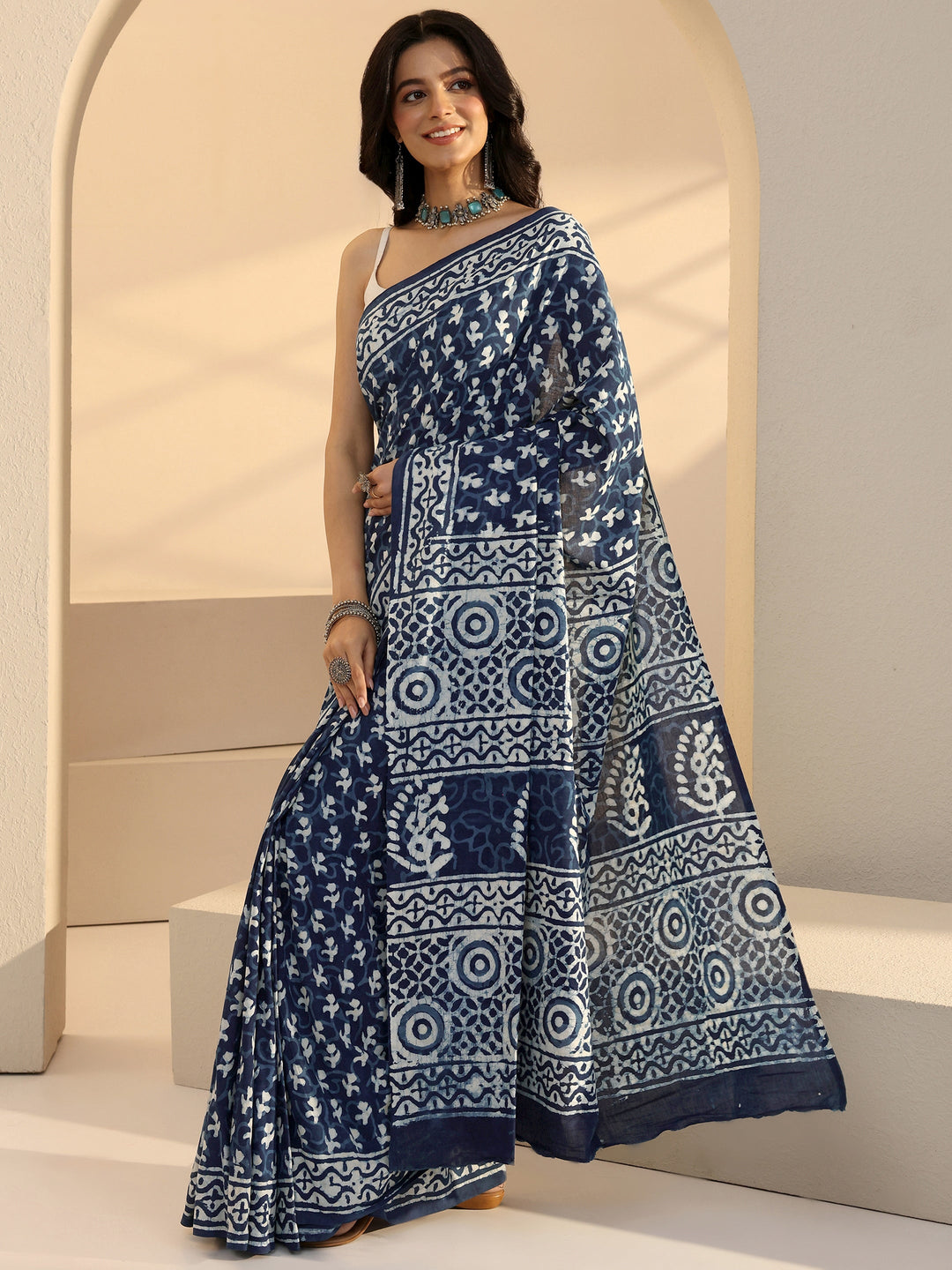 Libas Indigo Bagru Print Cotton Saree