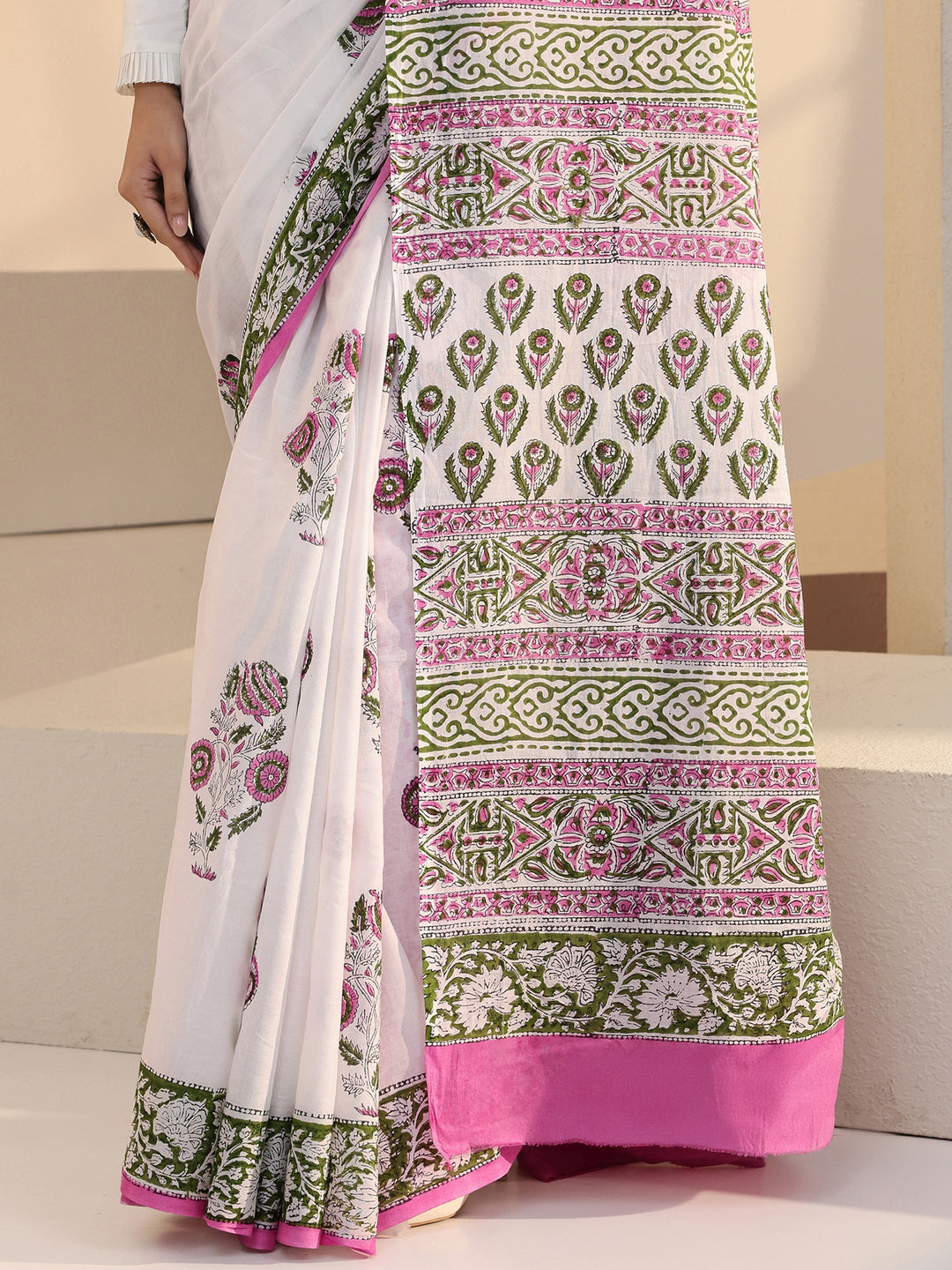 Libas White Floral Printed Cotton Saree