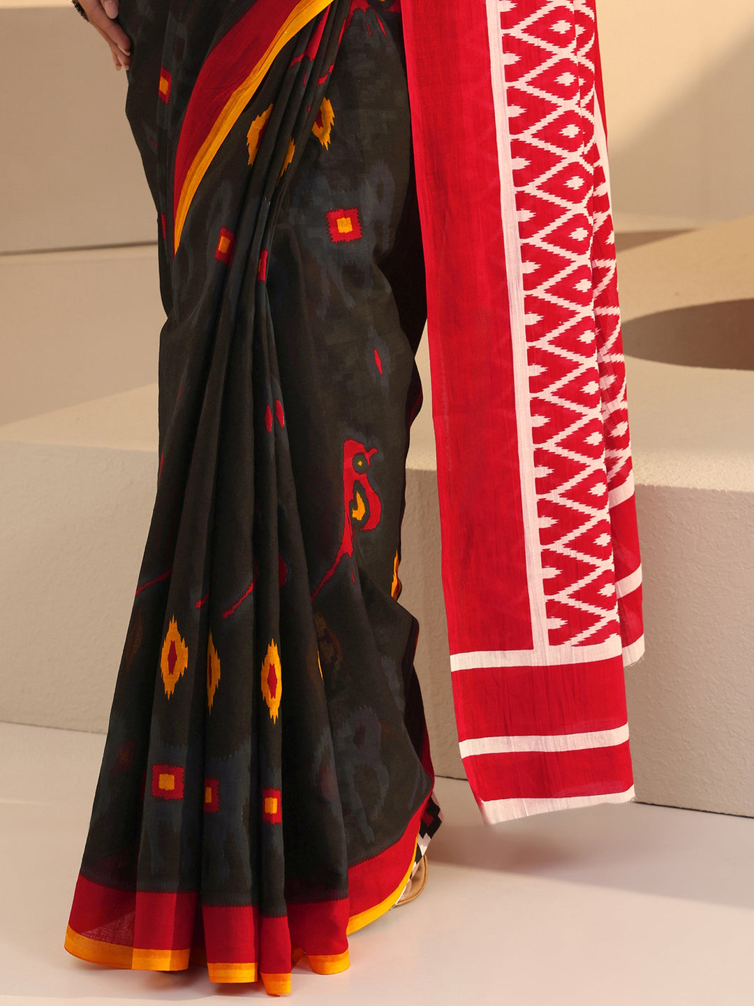 Libas Black Geometric Print Jamdani Cotton Saree