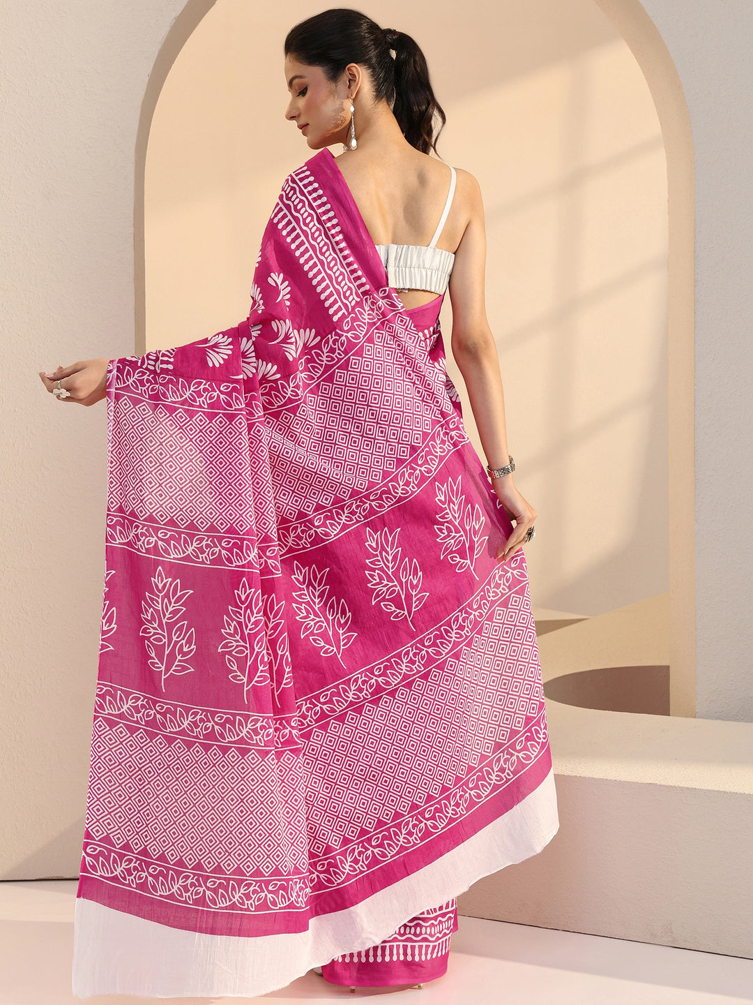 Libas Fuchia Pink Floral Print Cotton Saree