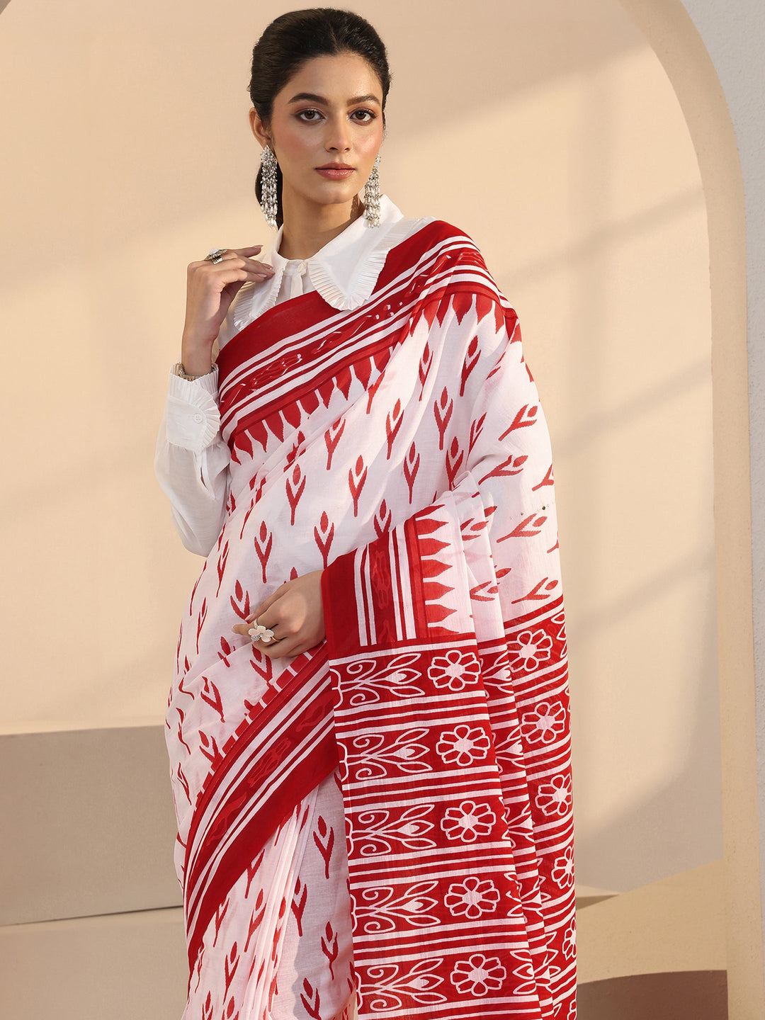 Libas White Floral Print Cotton Saree