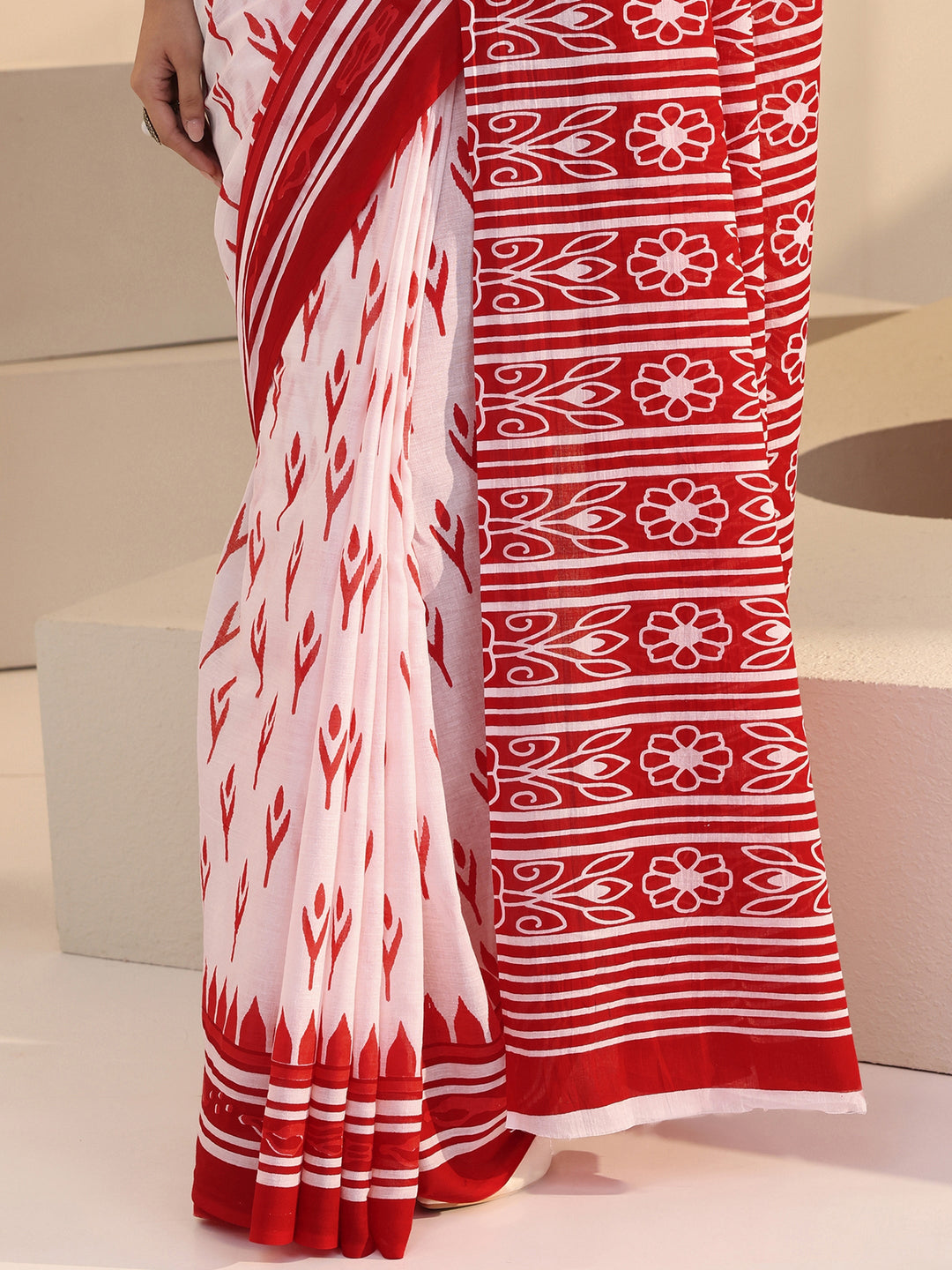 Libas White Floral Print Cotton Saree
