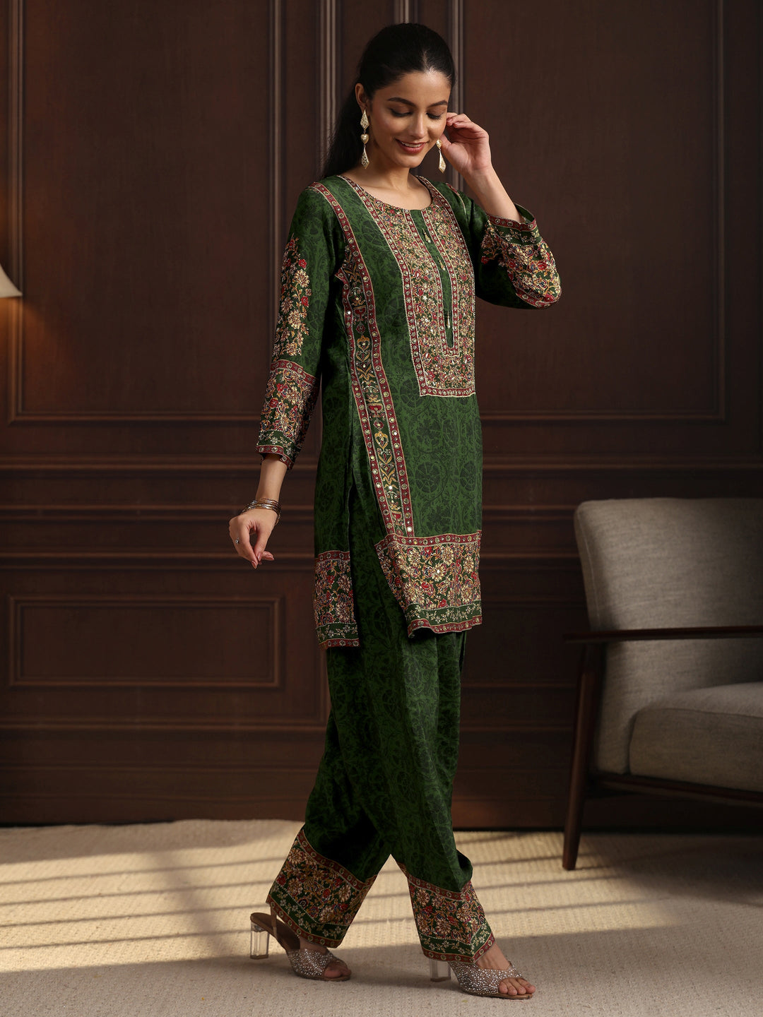 Libas Art Green Floral Printed Muslin Farshi Salwar Suit