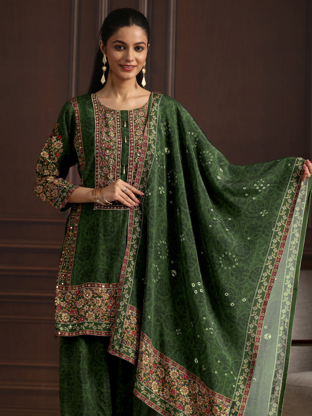 Libas Art Green Floral Printed Muslin Farshi Salwar Suit