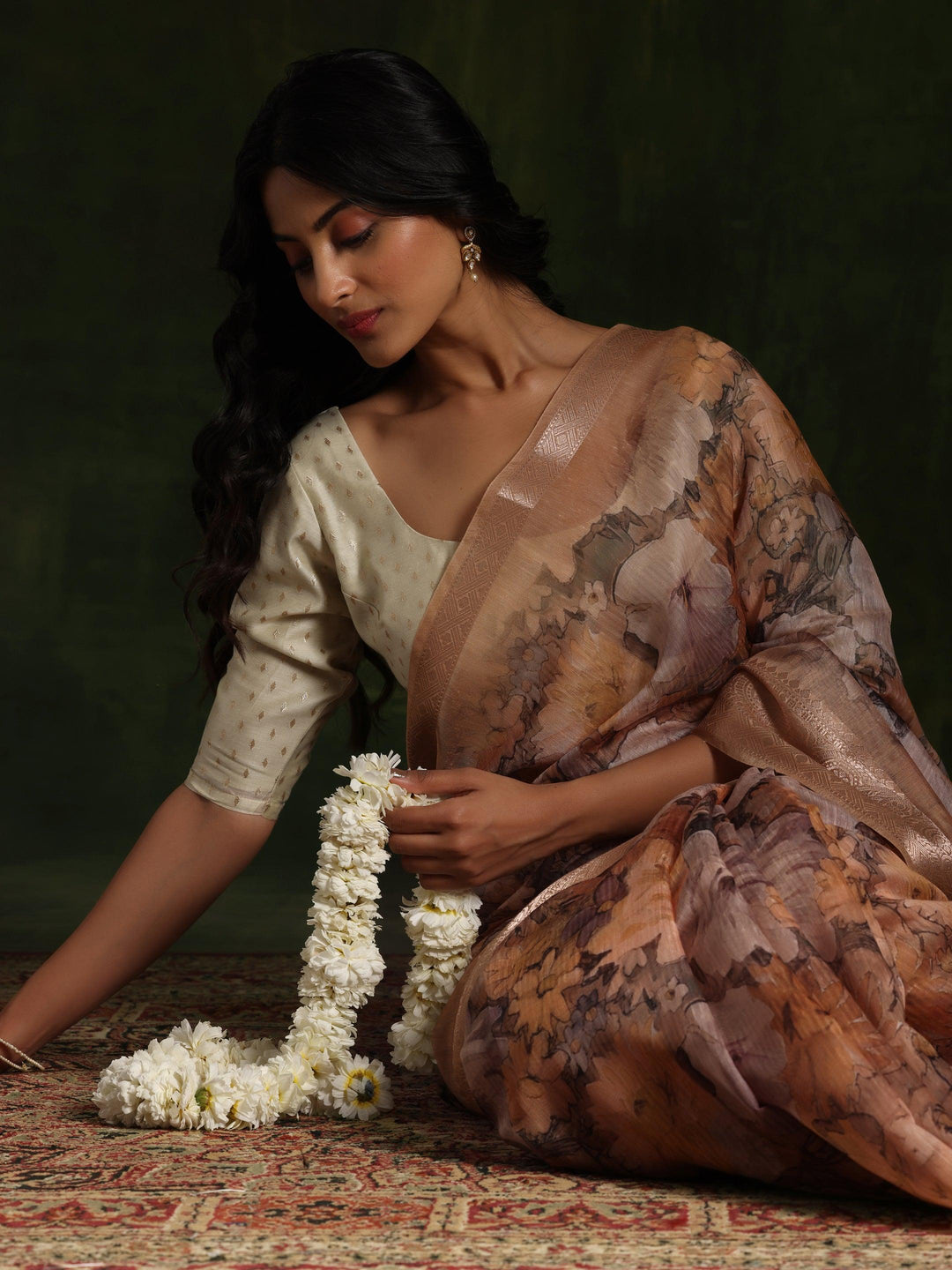 Golden Printed Silk Blend Saree With Unstitched Blouse Piece - ShopLibas