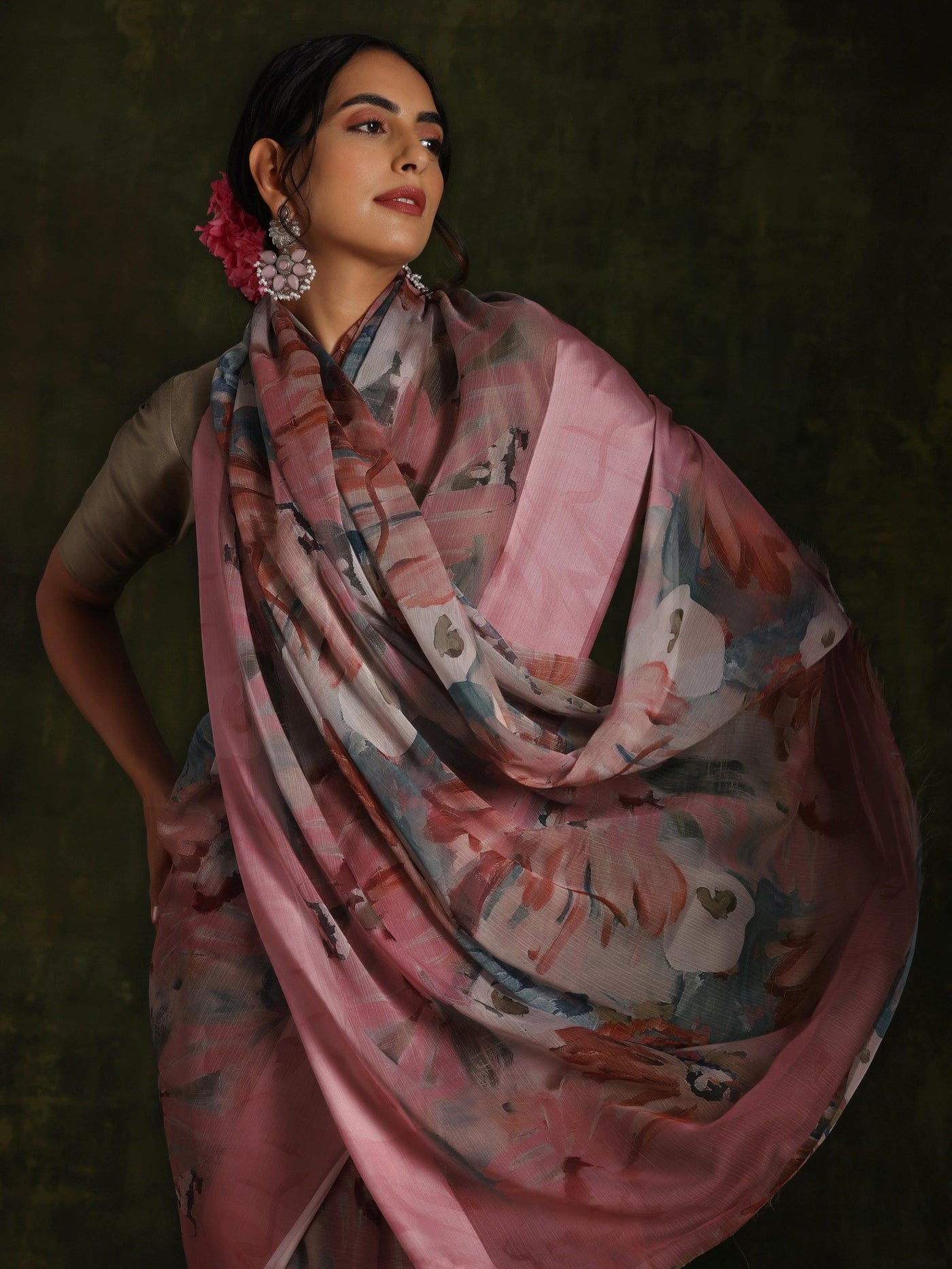 Pink Printed Silk Blend Saree With Unstitched Blouse Piece - ShopLibas