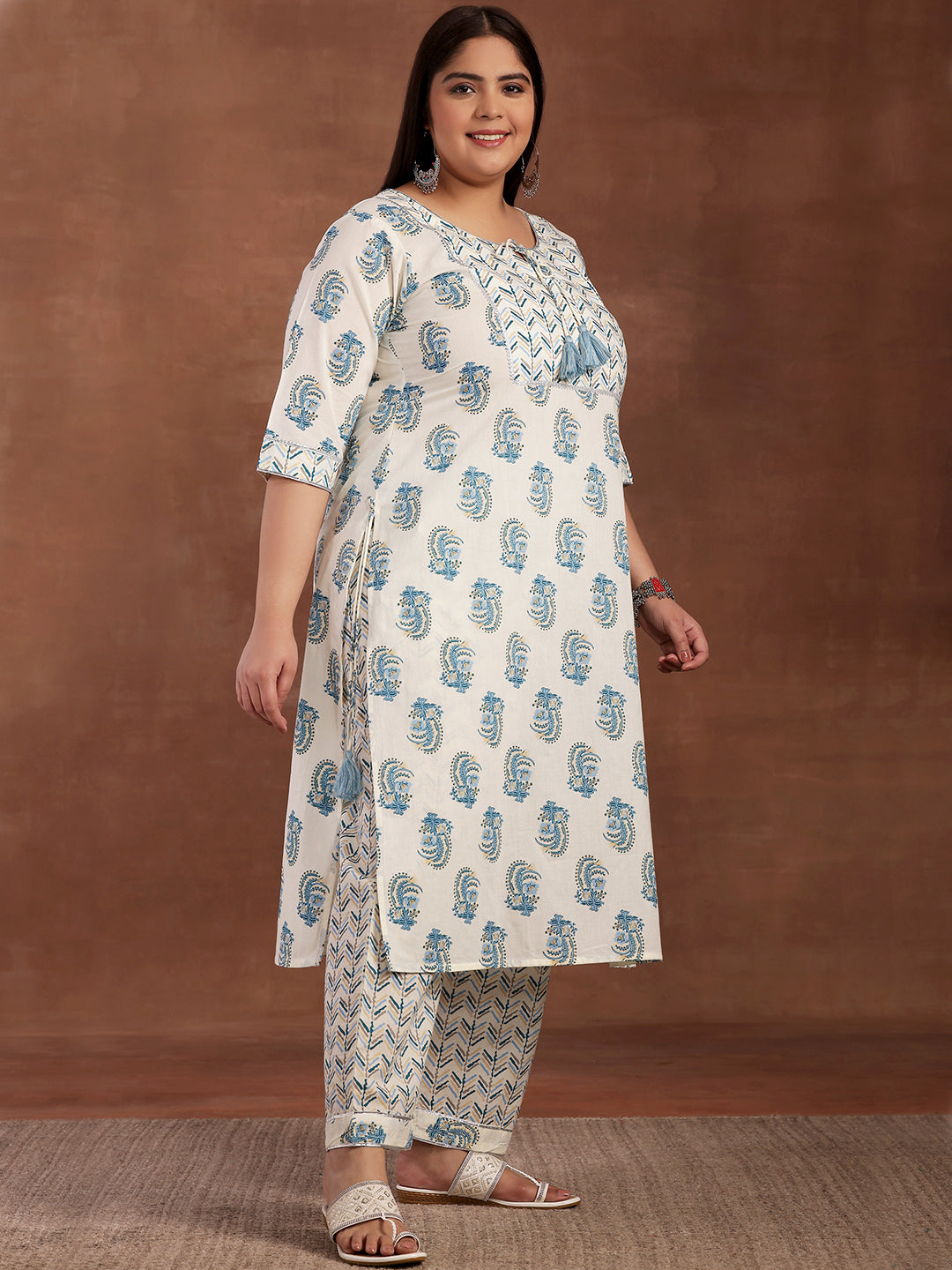 Plus Size Cream Printed Cotton Straight Suit With Dupatta