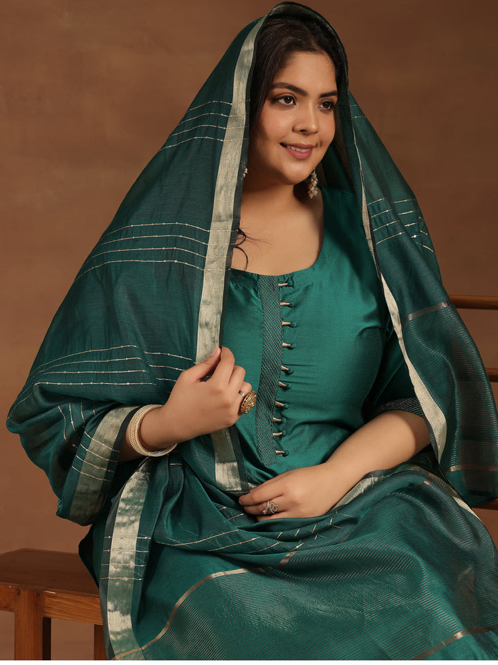 Plus Size Green Solid Silk Blend Straight Suit With Dupatta