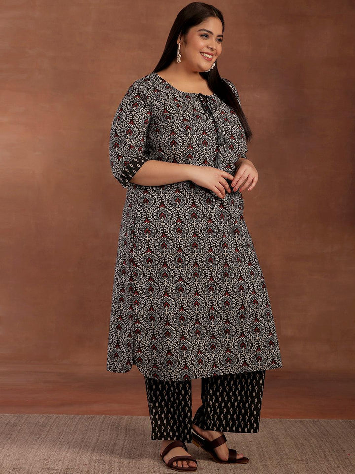Plus Size Black Printed Cotton Straight Kurta With Palazzos