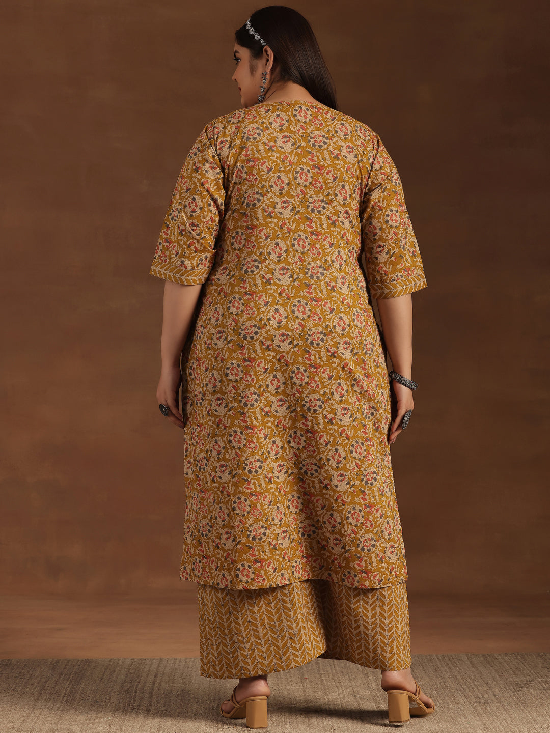 Plus Size Mustard Printed Cotton Straight Kurta Set
