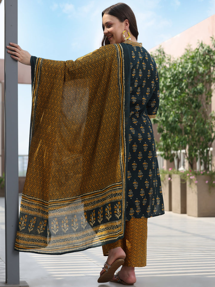 Plus Size Green Printed Cotton Straight Suit With Dupatta
