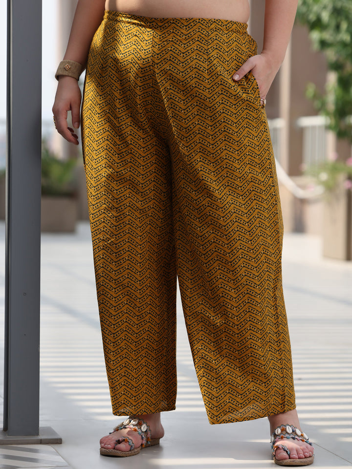 Plus Size Green Printed Cotton Straight Suit With Dupatta