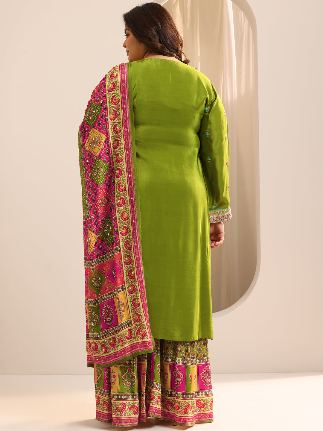 Plus Size Green Embroidered Silk Blend Straight Suit Set With Dupatta