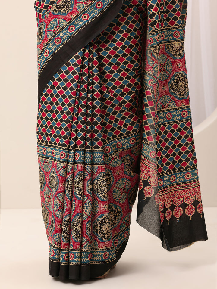 Maroon Printed Cotton Saree With Unstitched Blouse Piece