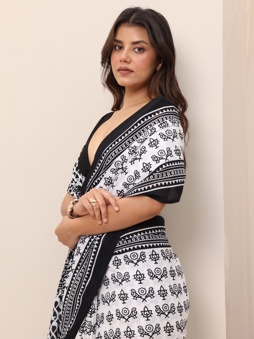 White Printed Cotton Saree With Unstitched Blouse