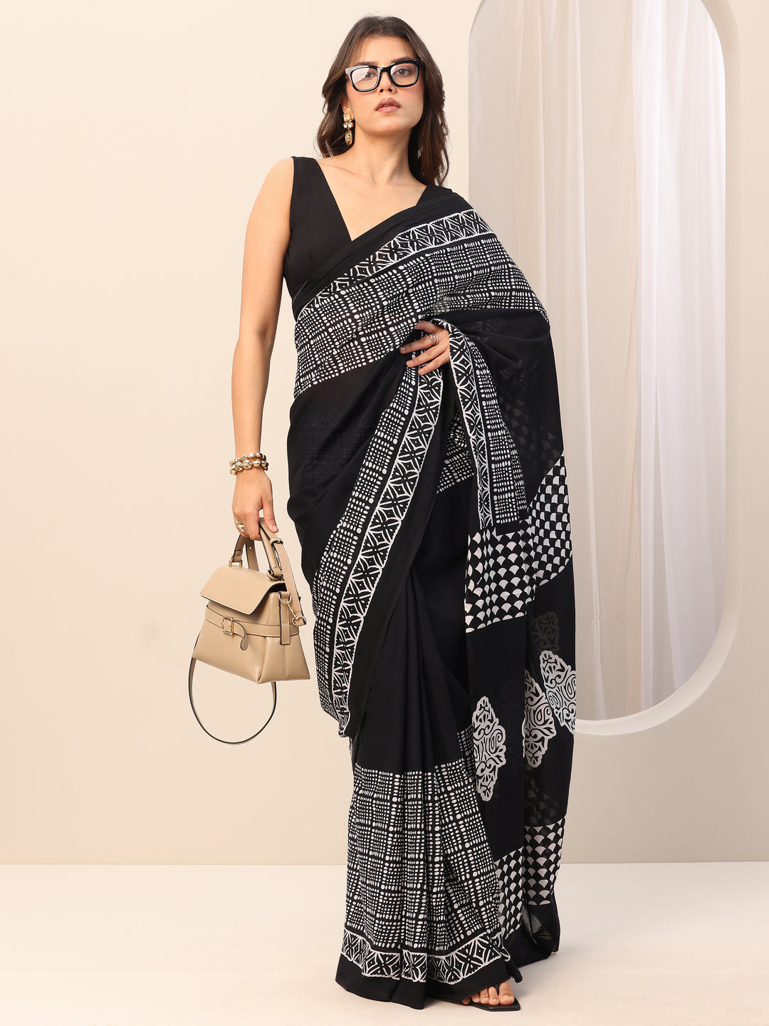 Black Printed Cotton Saree With Unstitched Blouse