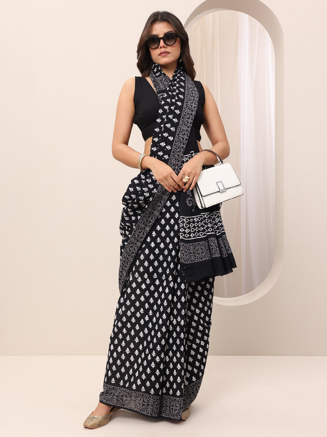 Black Printed Cotton Saree With Unstitched Blouse