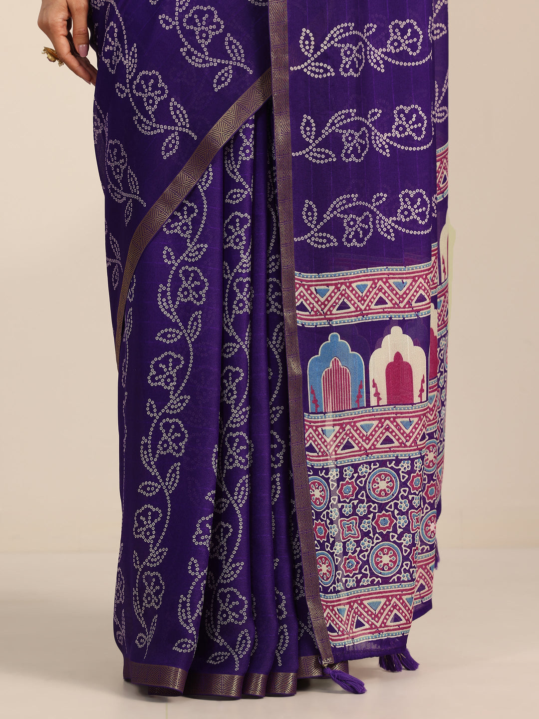 Purple Printed Georgette Saree With Unstitched Blouse Piece