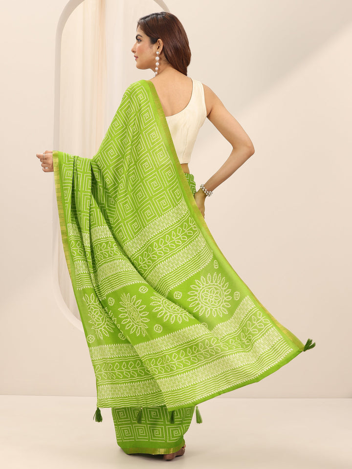 Light Green Printed Georgette Saree With Unstitched Blouse Piece