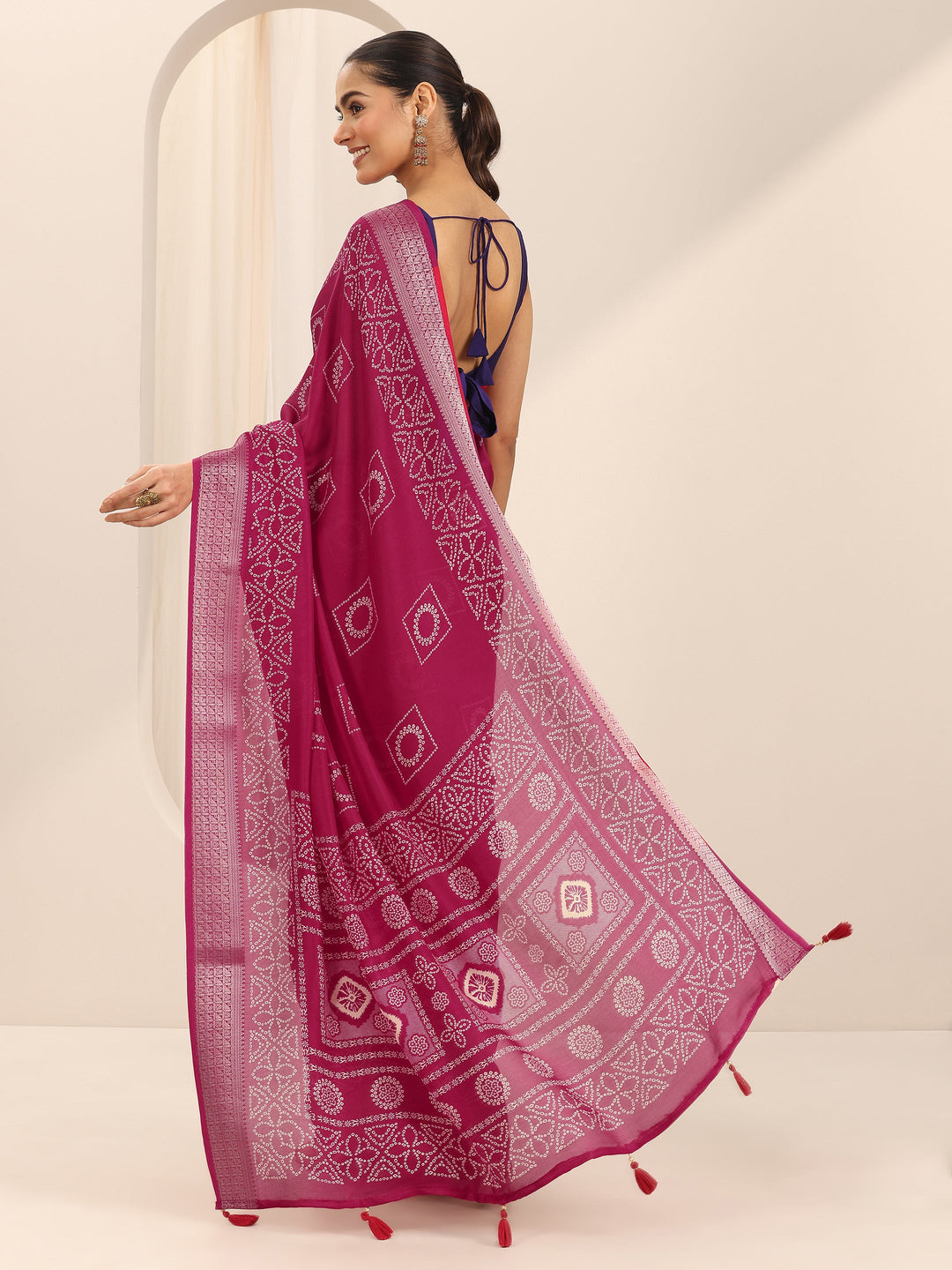 Pink Printed Georgette Saree With Unstitched Blouse Piece