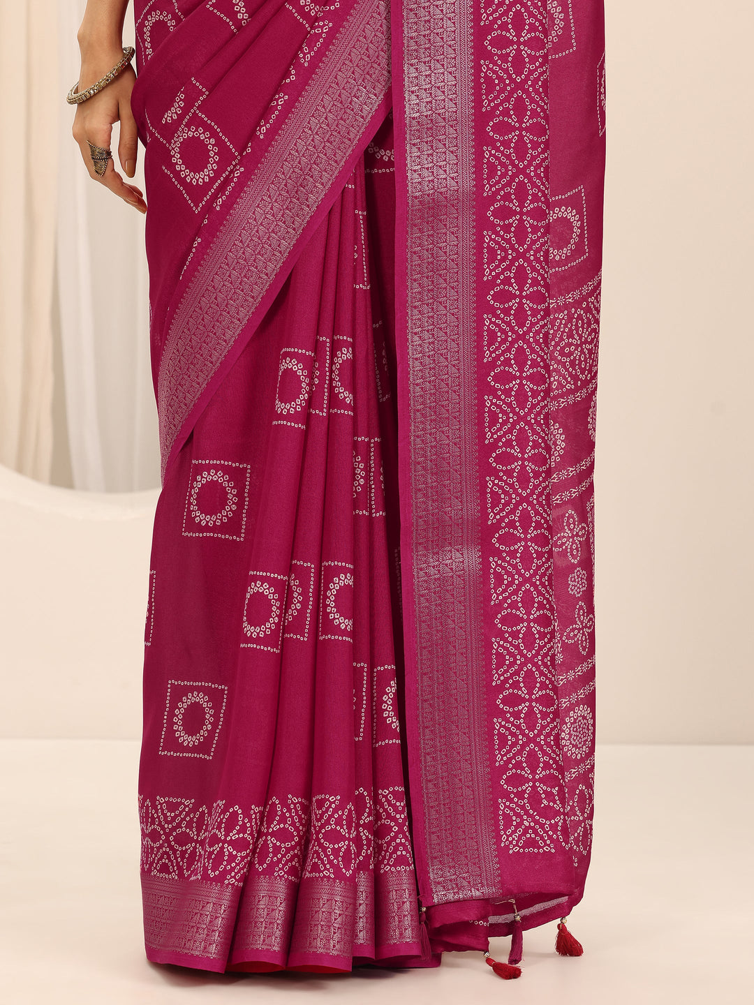 Pink Printed Georgette Saree With Unstitched Blouse Piece