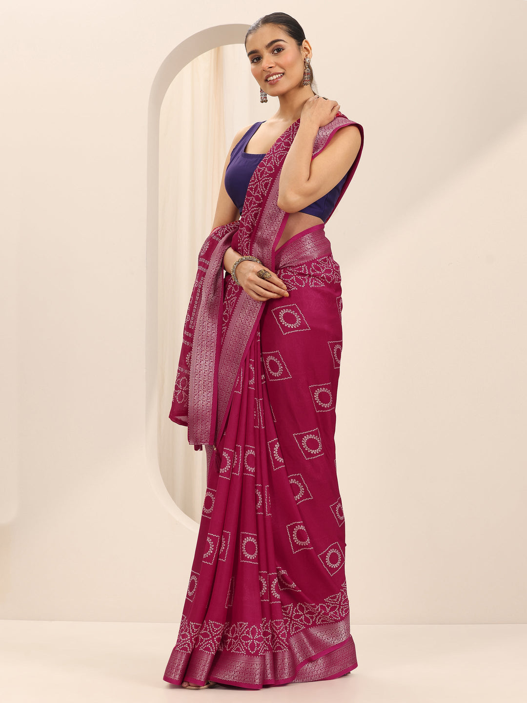 Pink Printed Georgette Saree With Unstitched Blouse Piece