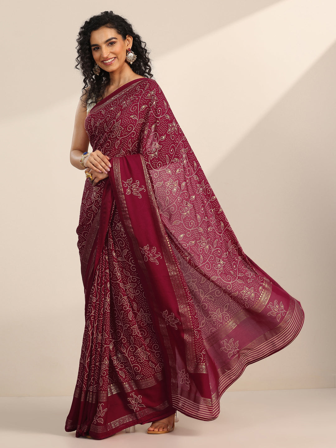 Red Printed Georgette Saree With Unstitched Blouse Piece