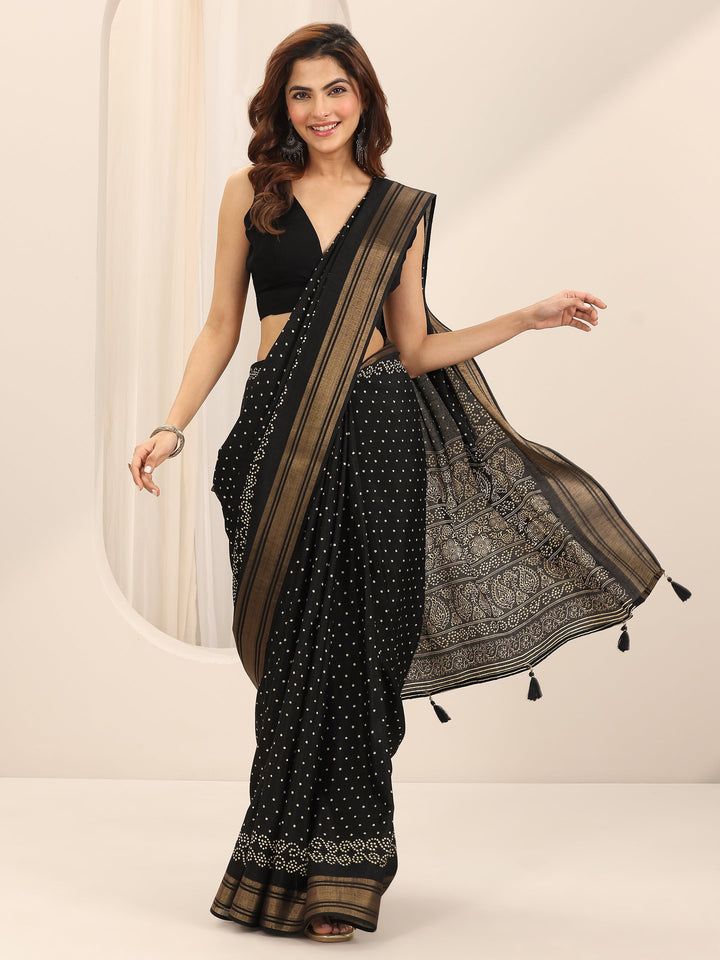 Black Printed Silk Blend Saree With Unstitched Blouse Piece
