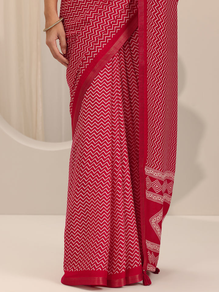 Red Printed Georgette Saree With Unstitched Blouse Piece