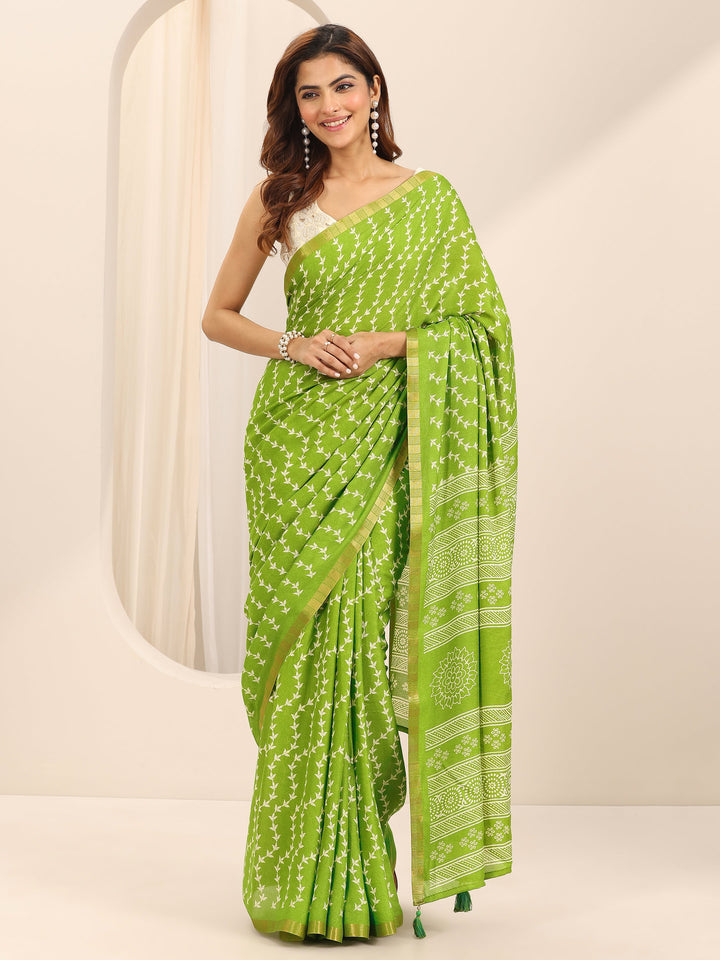 Light Green Printed Georgette Saree With Unstitched Blouse Piece