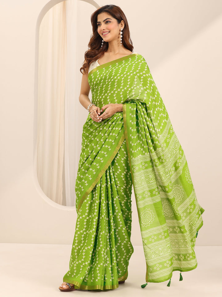 Light Green Printed Georgette Saree With Unstitched Blouse Piece