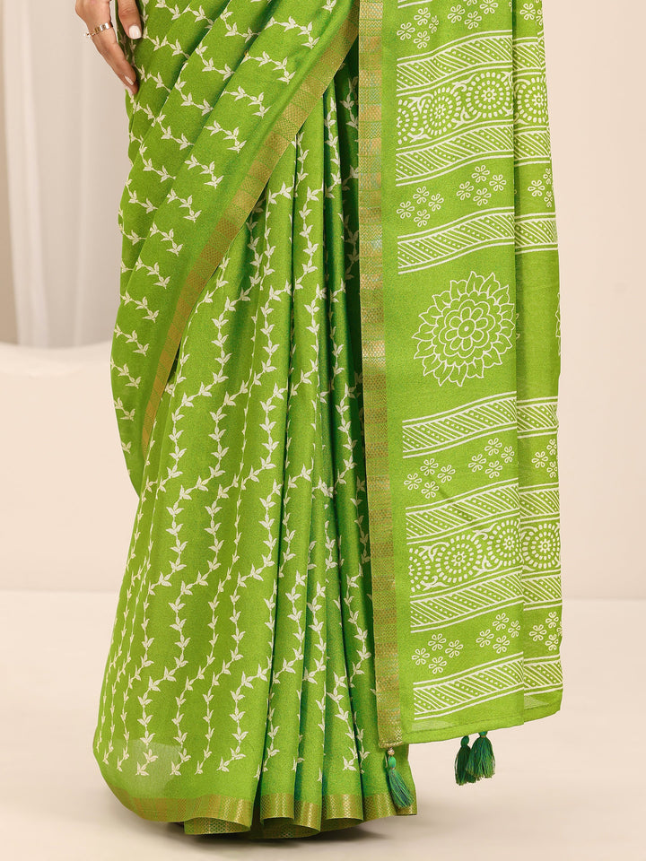 Light Green Printed Georgette Saree With Unstitched Blouse Piece