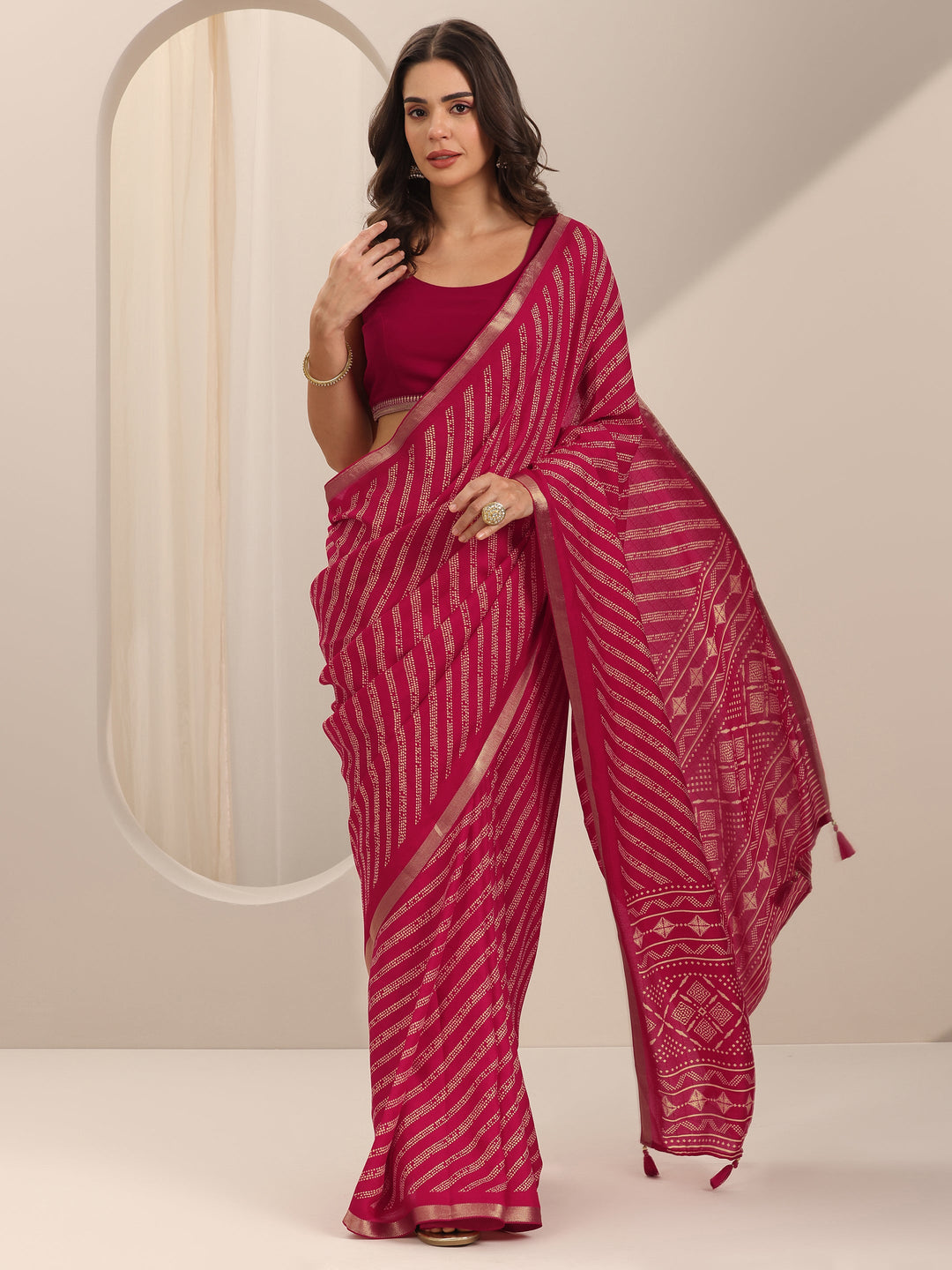 Pink Printed Georgette Saree With Unstitched Blouse Piece