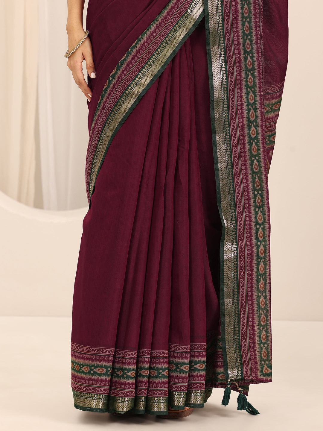 Red Solid Cotton Silk Saree With Unstitched Blouse Piece