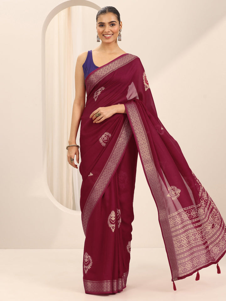 Red Printed Georgette Saree With Unstitched Blouse Piece