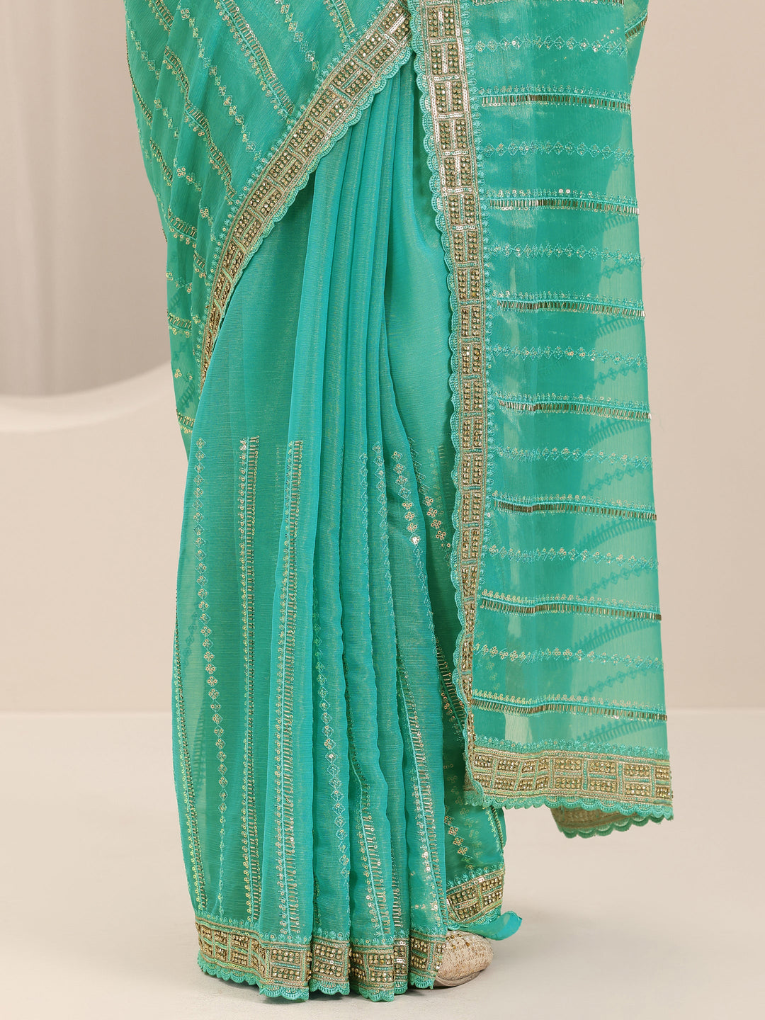 Green Embroidered Silk Chiffon Saree With Unstitched Blouse Piece