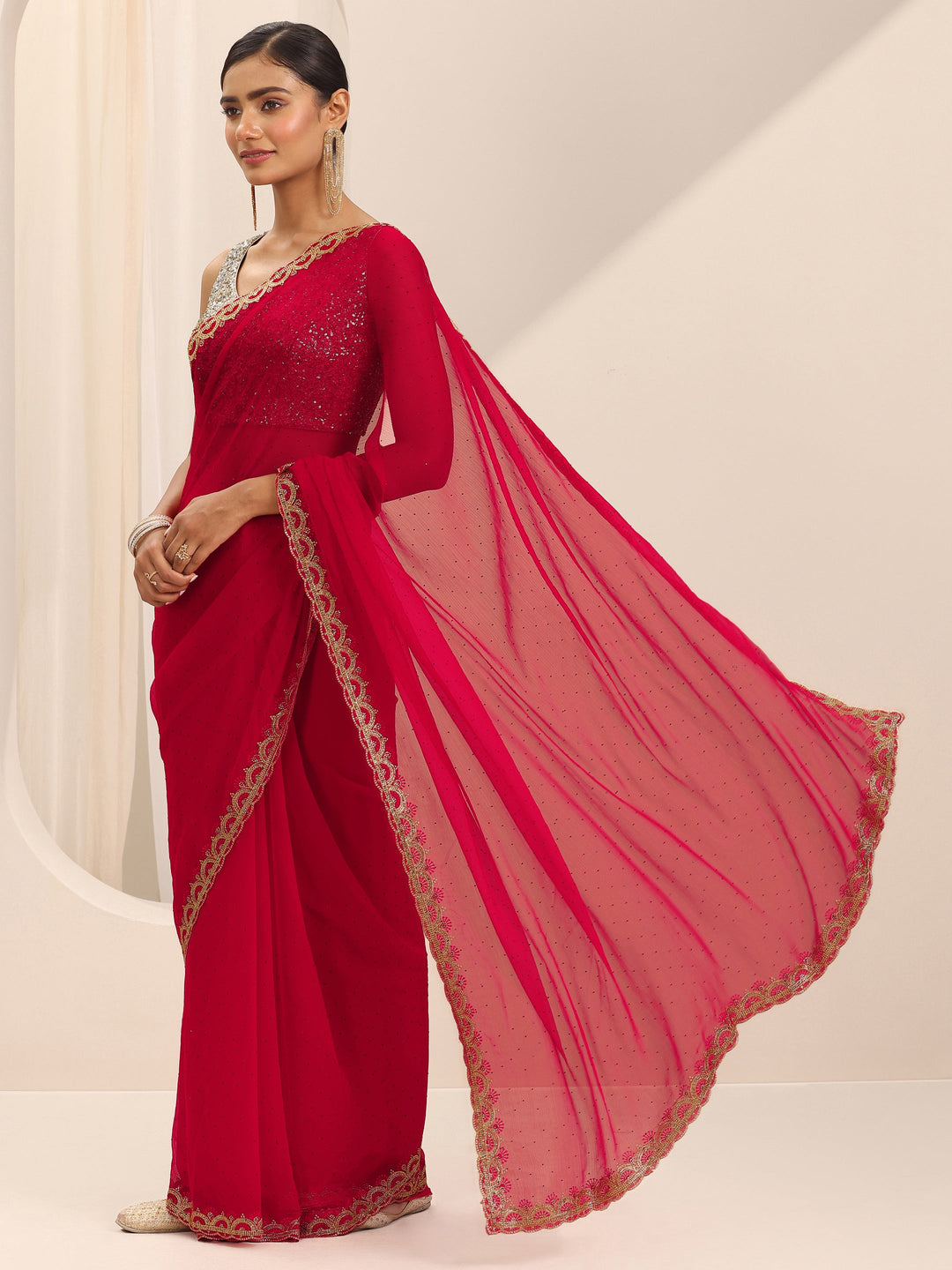 Red Embroidered Chiffon Saree With Unstitched Blouse Piece