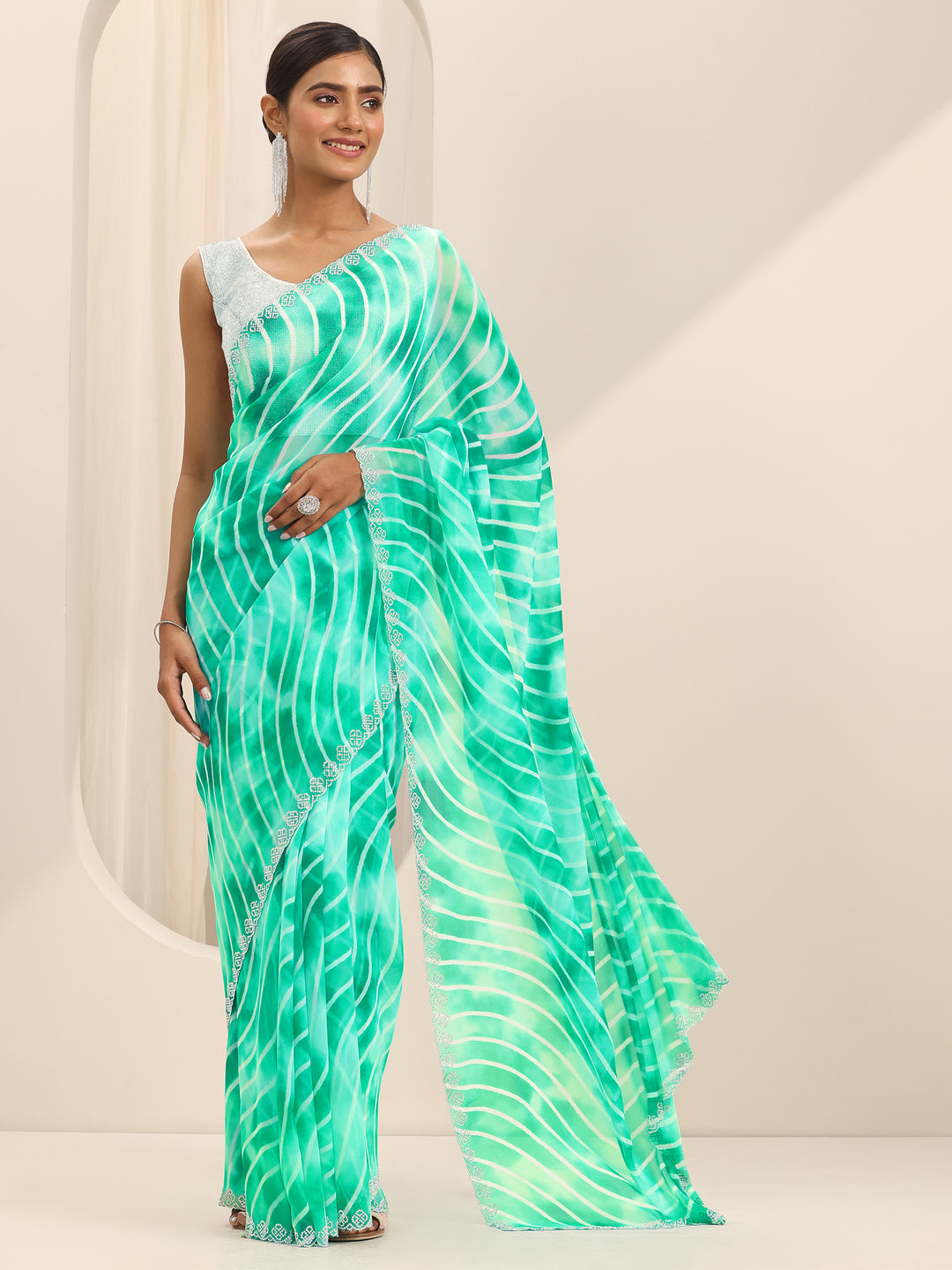 Green Leheriya Printed Georgette Saree With Unstitched Blouse Piece