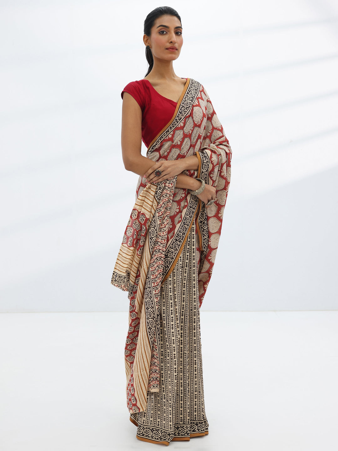 Rust Embellished Cotton Saree With Unstitched Blouse Piece