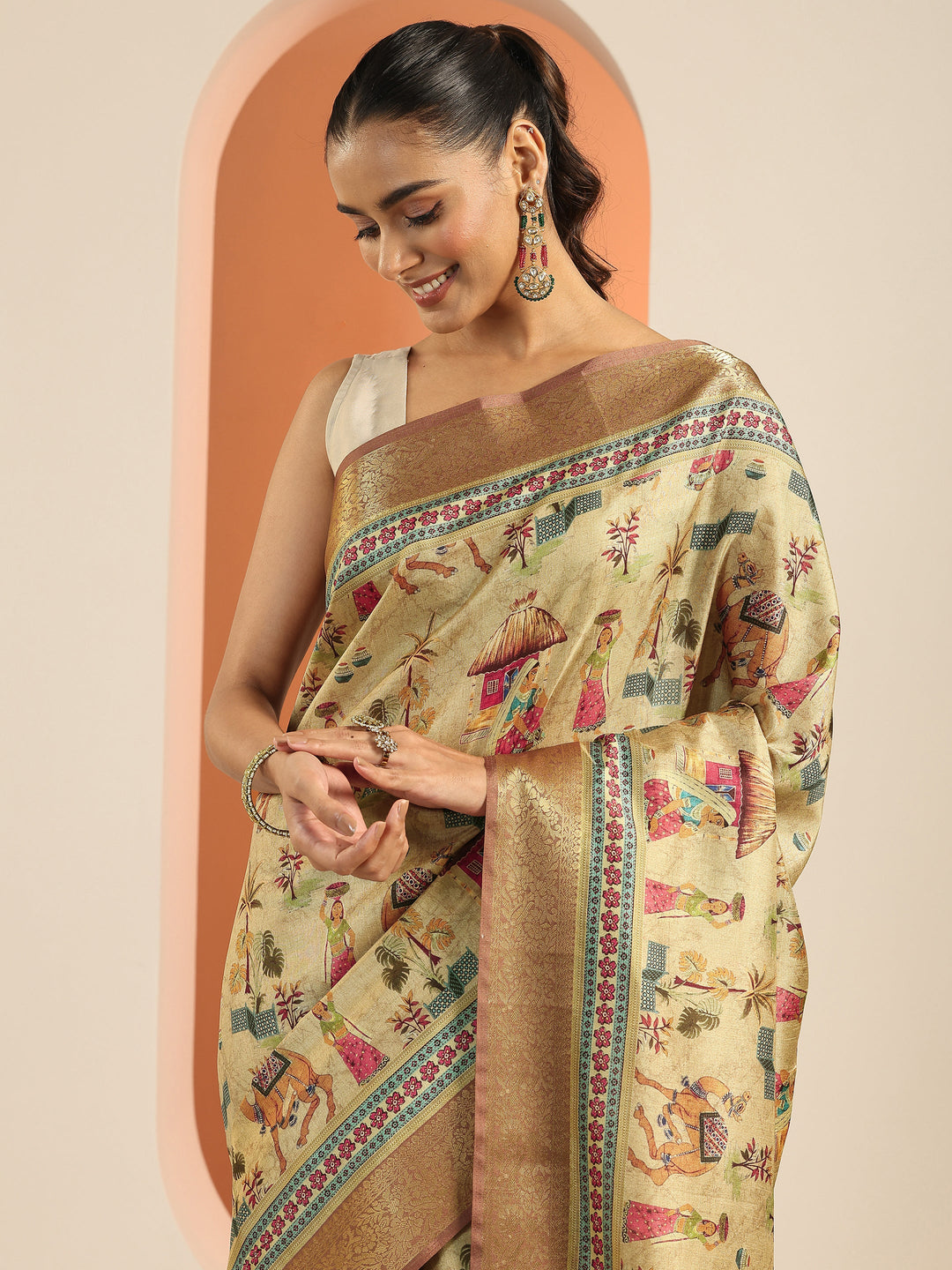Beige Printed Silk Blend Saree With Unstitched Blouse Piece
