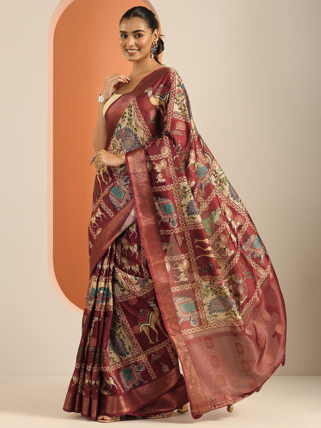 Red Printed Silk Blend Saree With Unstitched Blouse Piece