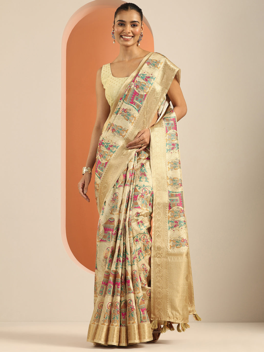 Beige Printed Silk Blend Saree With Unstitched Blouse Piece