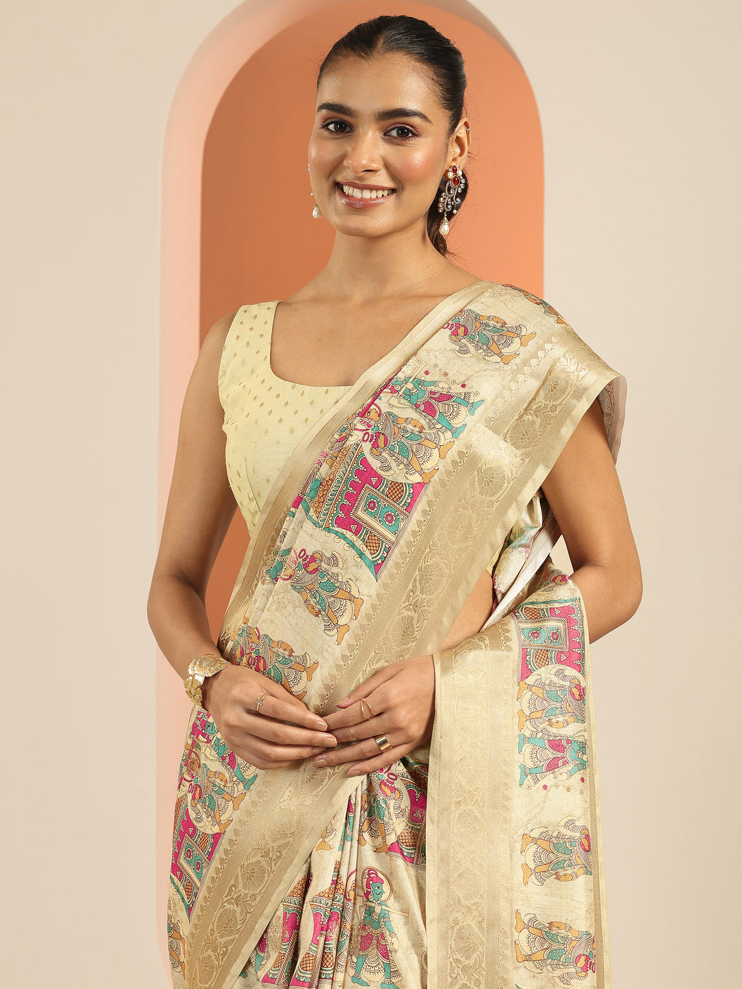 Beige Printed Silk Blend Saree With Unstitched Blouse Piece