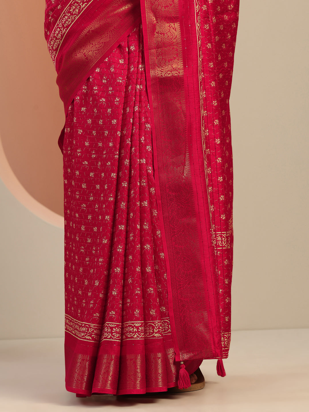 Pink Printed Silk Blend Saree With Unstitched Blouse Piece