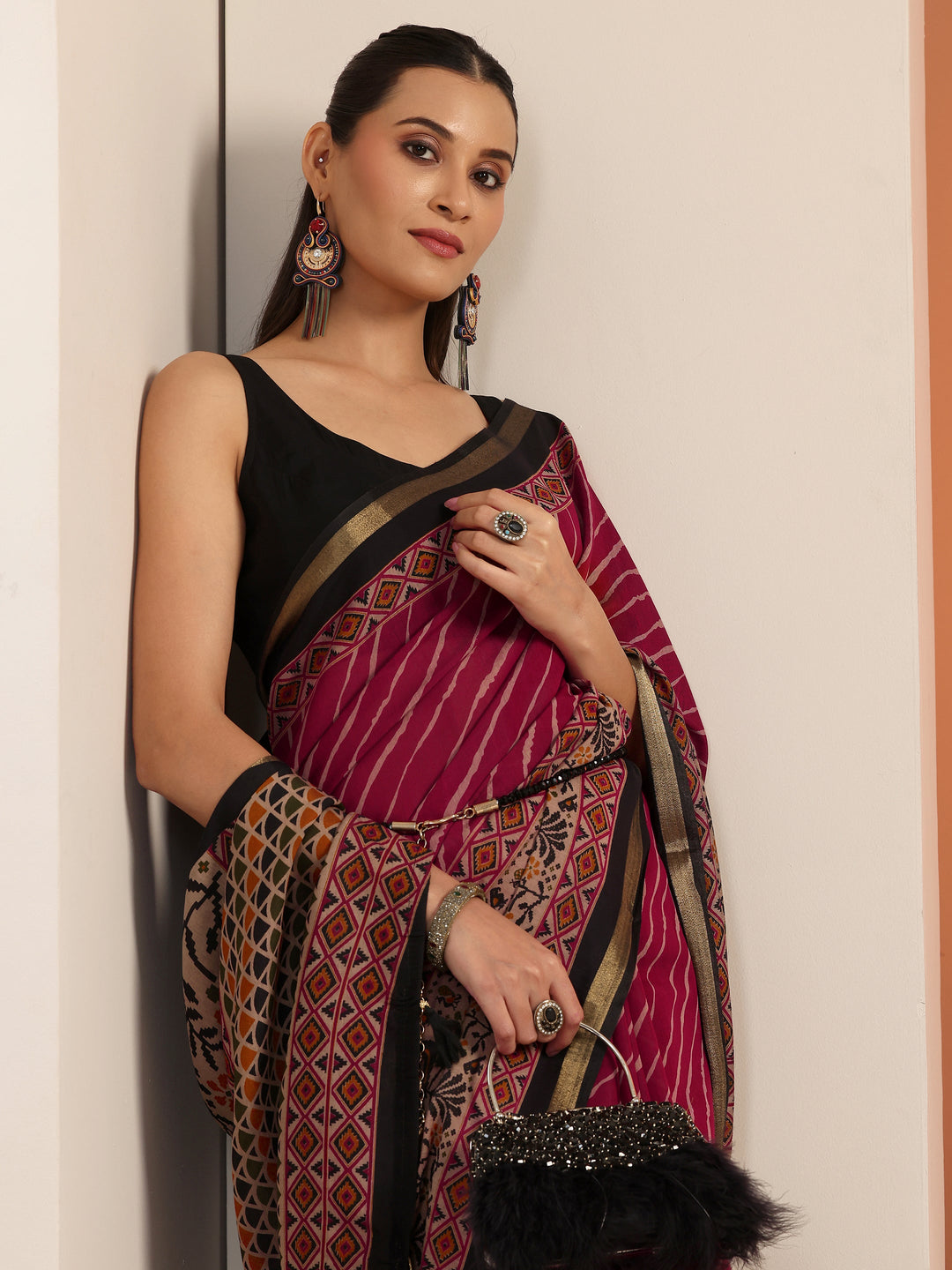 Maroon Printed Cotton Blend Saree With Unstitched Blouse Piece