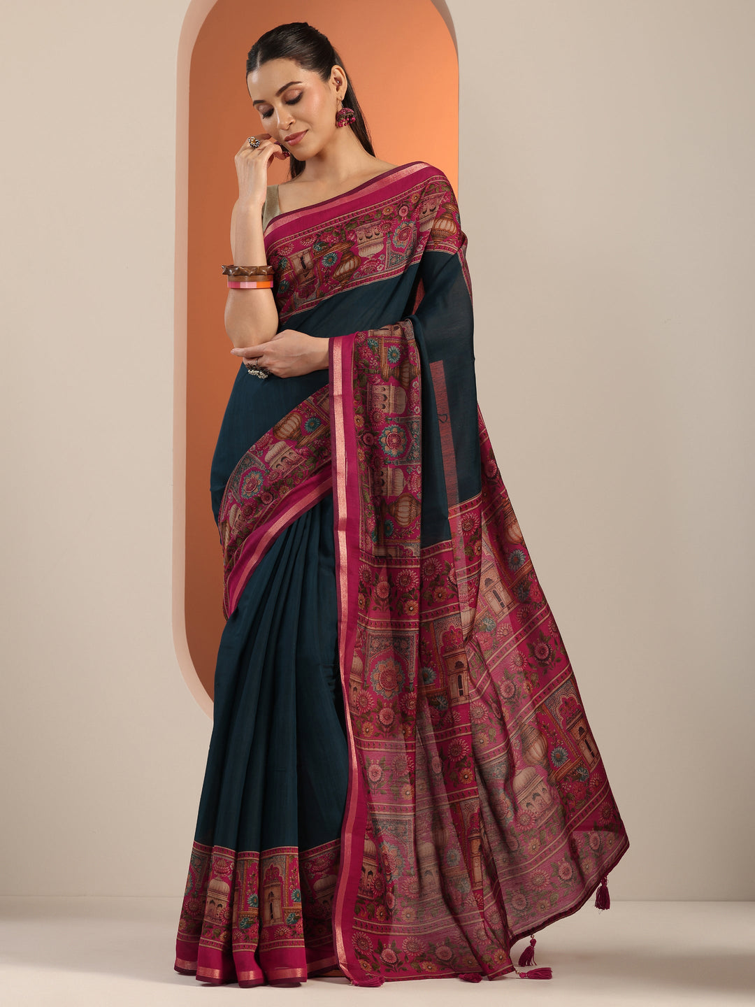 Teal Solid Cotton Blend Saree With Unstitched Blouse Piece